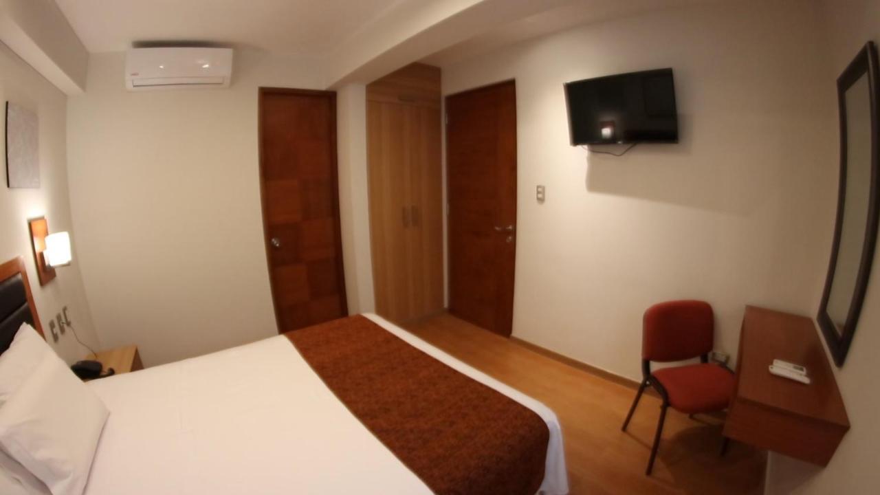 Hotel Ottavis Чиклайо Екстер'єр фото