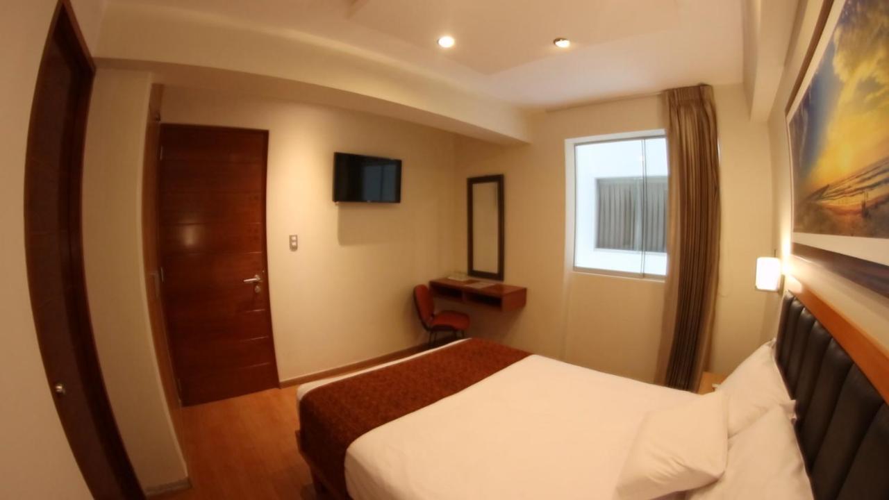 Hotel Ottavis Чиклайо Екстер'єр фото