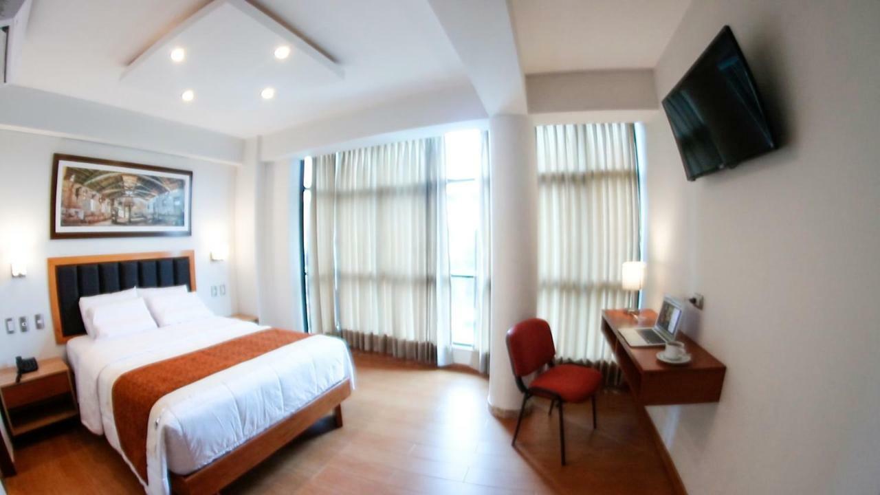 Hotel Ottavis Чиклайо Екстер'єр фото